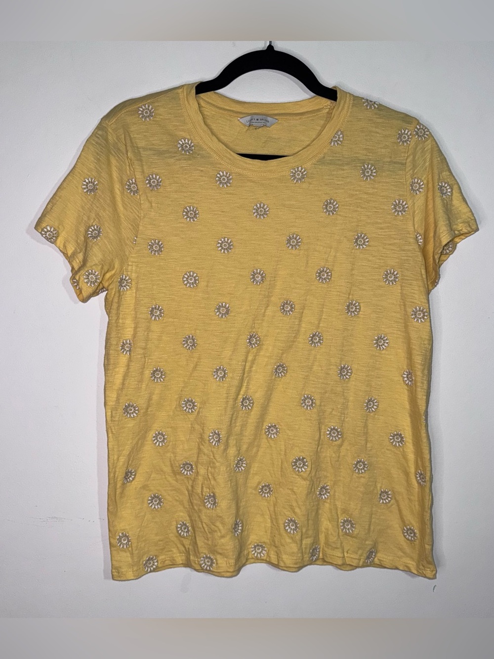 Lucky Brand Daisy Embroidered Yellow Slub Tee Shirt Womens Medium Boho